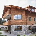 Chalet Sunshine